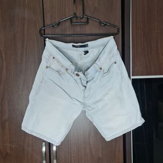 (Category: ) located in . Submitted by preloved1888 (Listing ID 1141226683, Image 1). Description: .