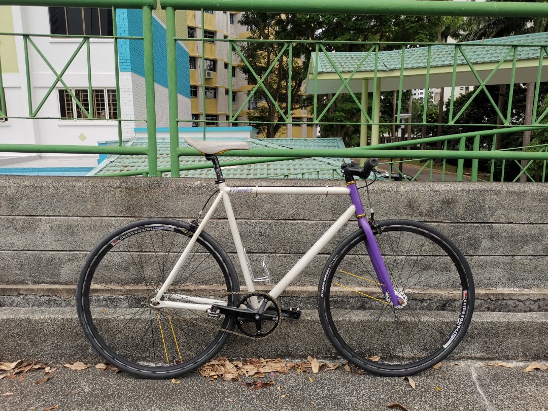 Fixed Gear Fixie Mongoose Maurice Bicycle Sports Equipment