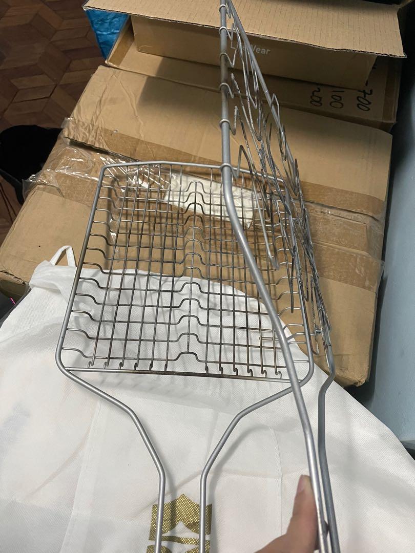 Flexible Grill Basket Crate and Barrel (Category: Other Kitchenware & Tableware) located in Pasig City. Submitted by runningidol123 (Listing ID 1141272761, Image 2). Description: .