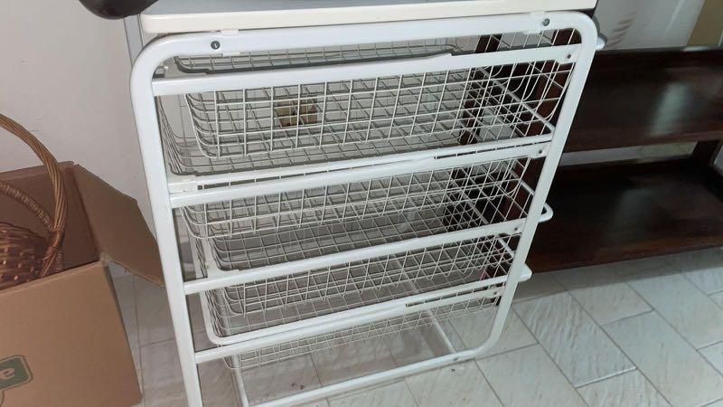 FOC RACK FOR TAKE ON, Furniture & Home Living, Furniture, Shelves ...