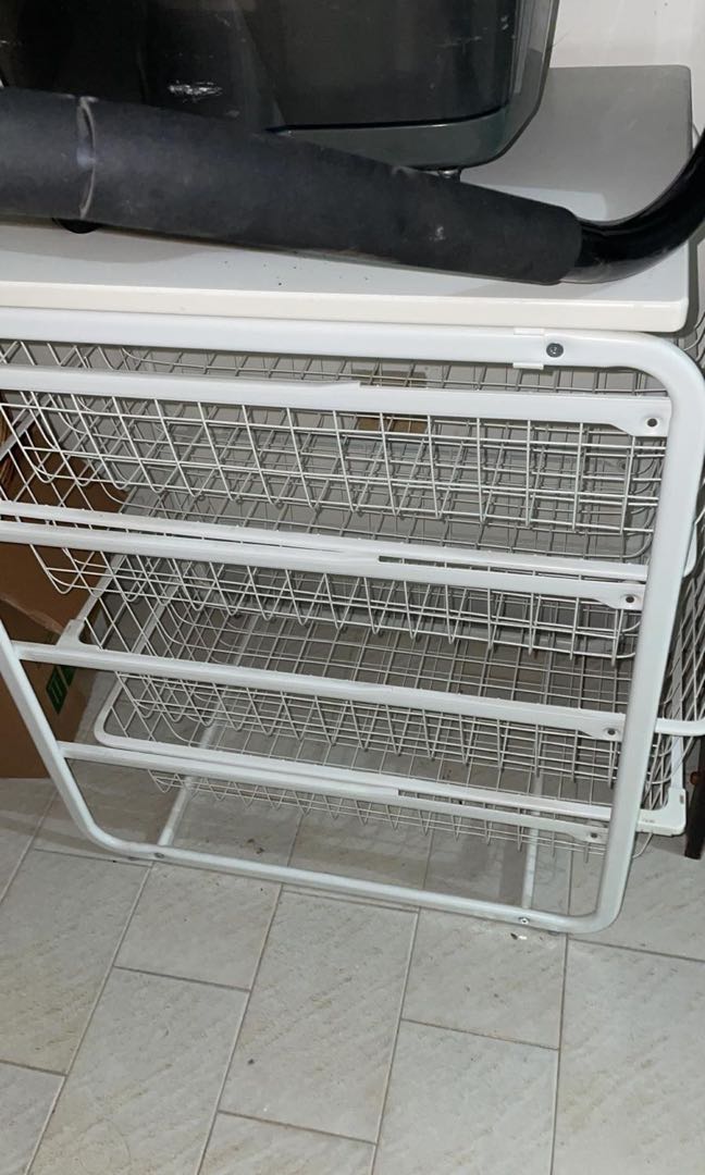 FOC RACK FOR TAKE ON, Furniture & Home Living, Furniture, Shelves ...