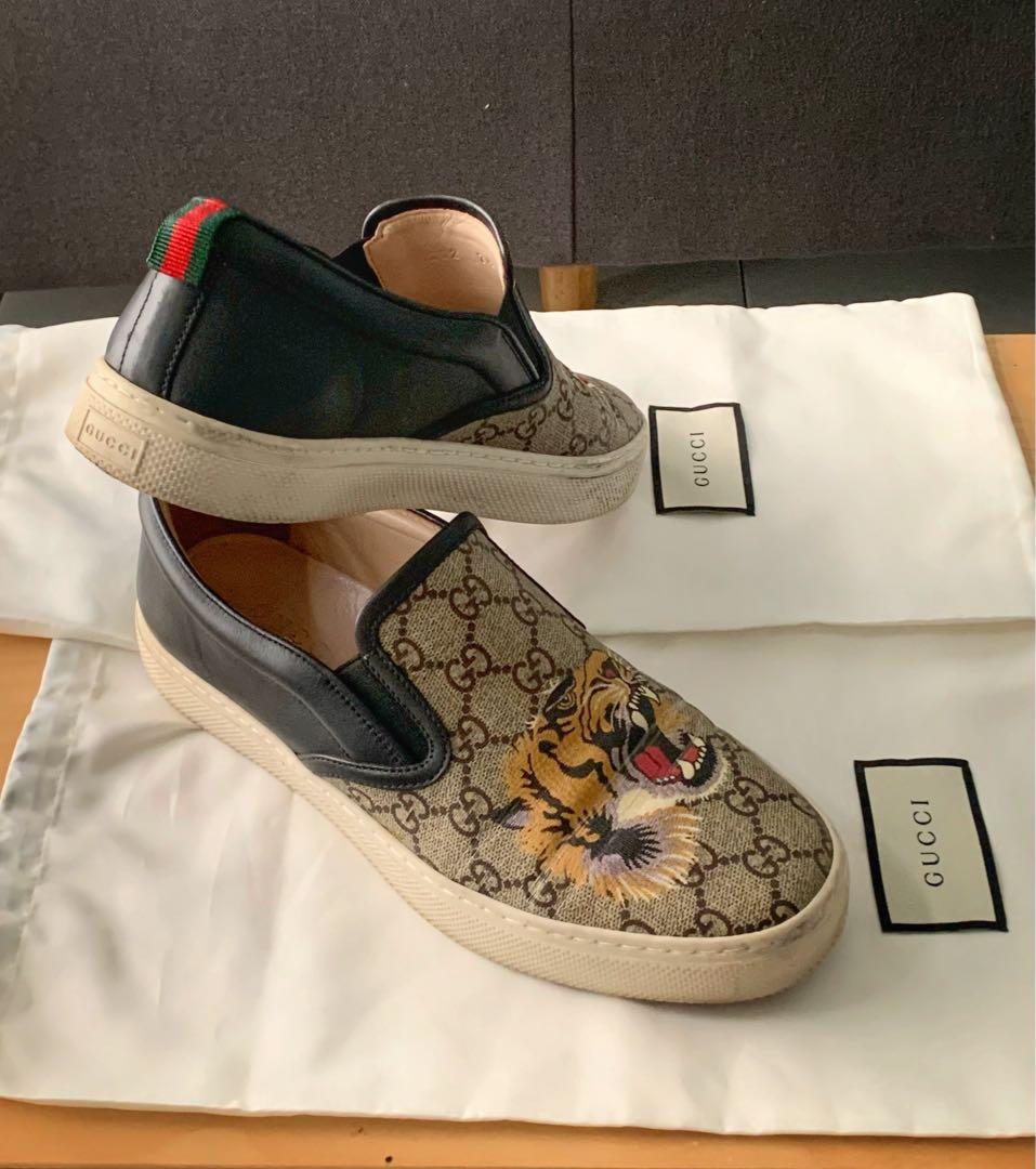 Gucci tiger slip on deals