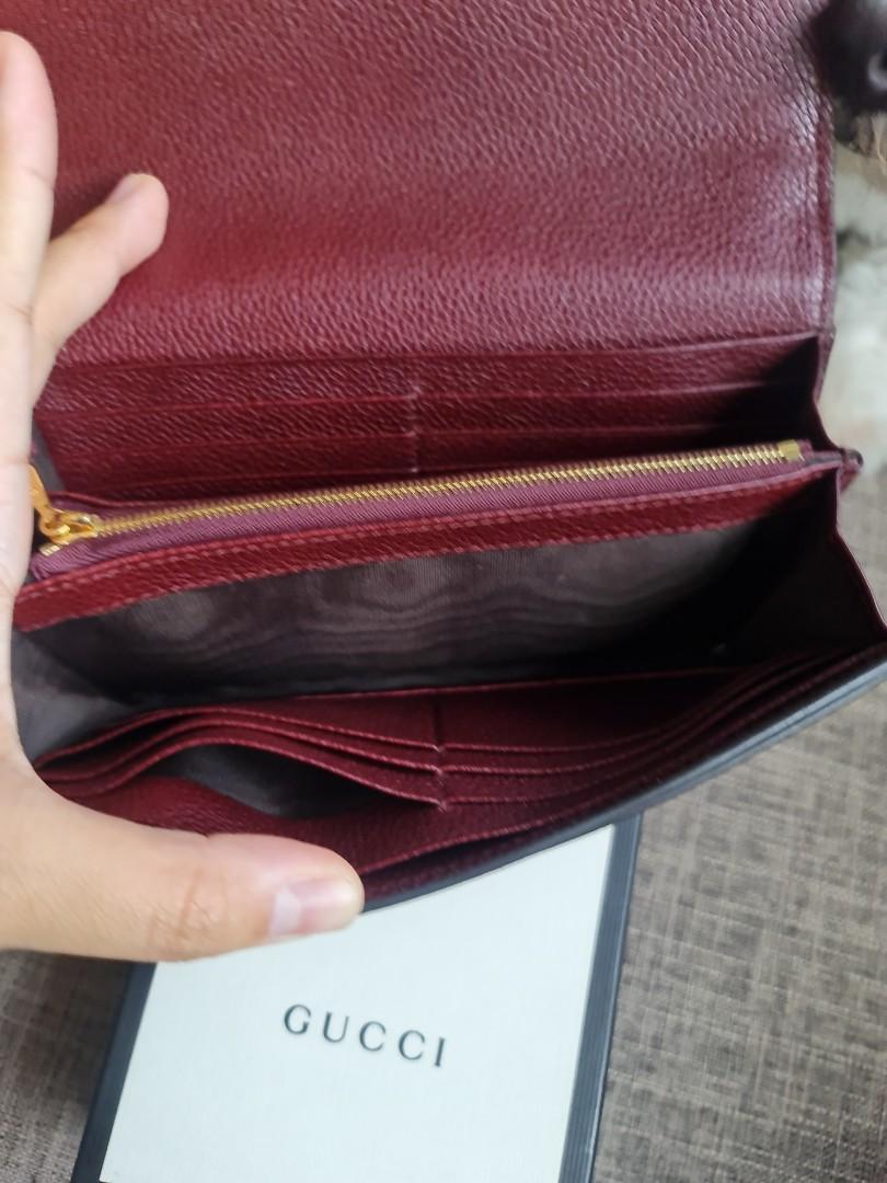 Gucci Long Wallet (Category: Luxury Bags & Wallets) located in Pasig City. Submitted by jinkookkart (Listing ID 1141187662, Image 3). Description: Bought in Gucci Edsa Shangri-la bought for ₱56k slightly used complete inclusions with box and paperbag.