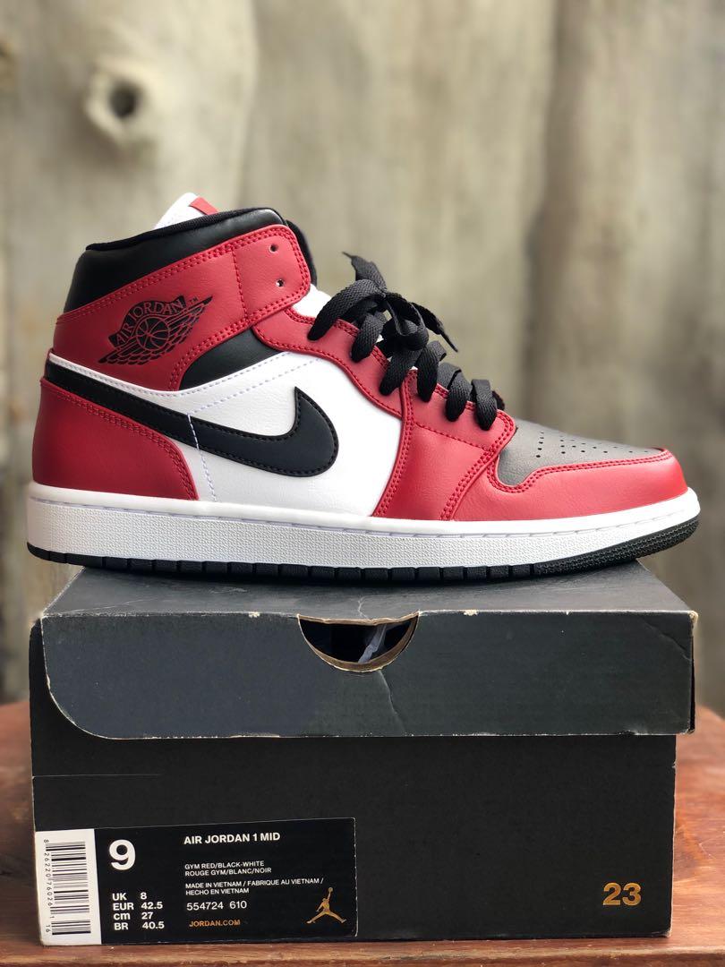 jordan 1 mid chicago size 5