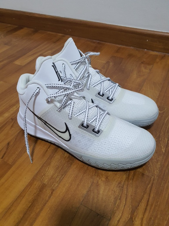 kyrie 4 flytrap white