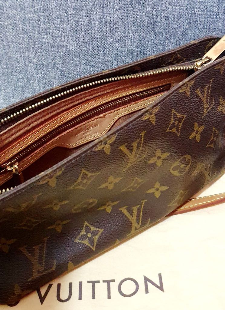 Louis Vuitton Monogram Trotteur Crossbody Bag 862844