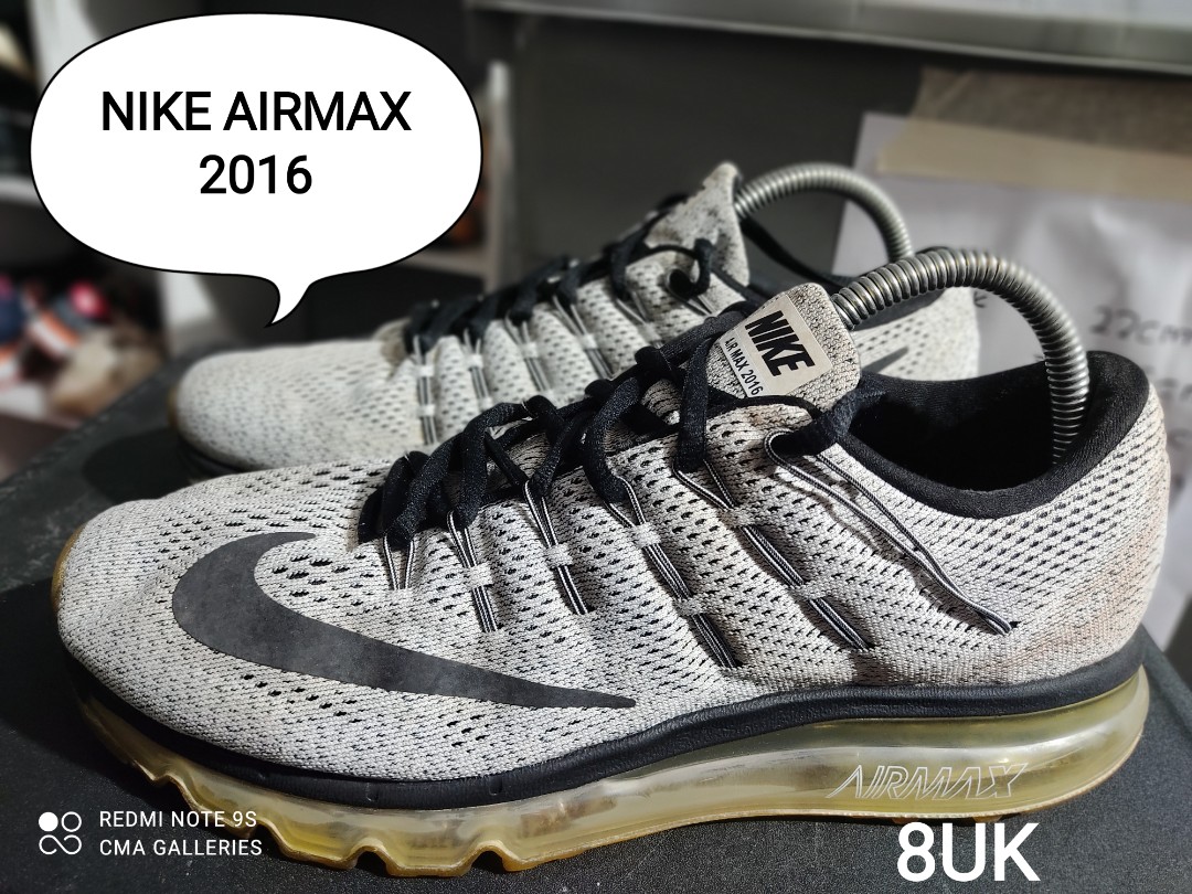 NIKE AIR MAX 2016
