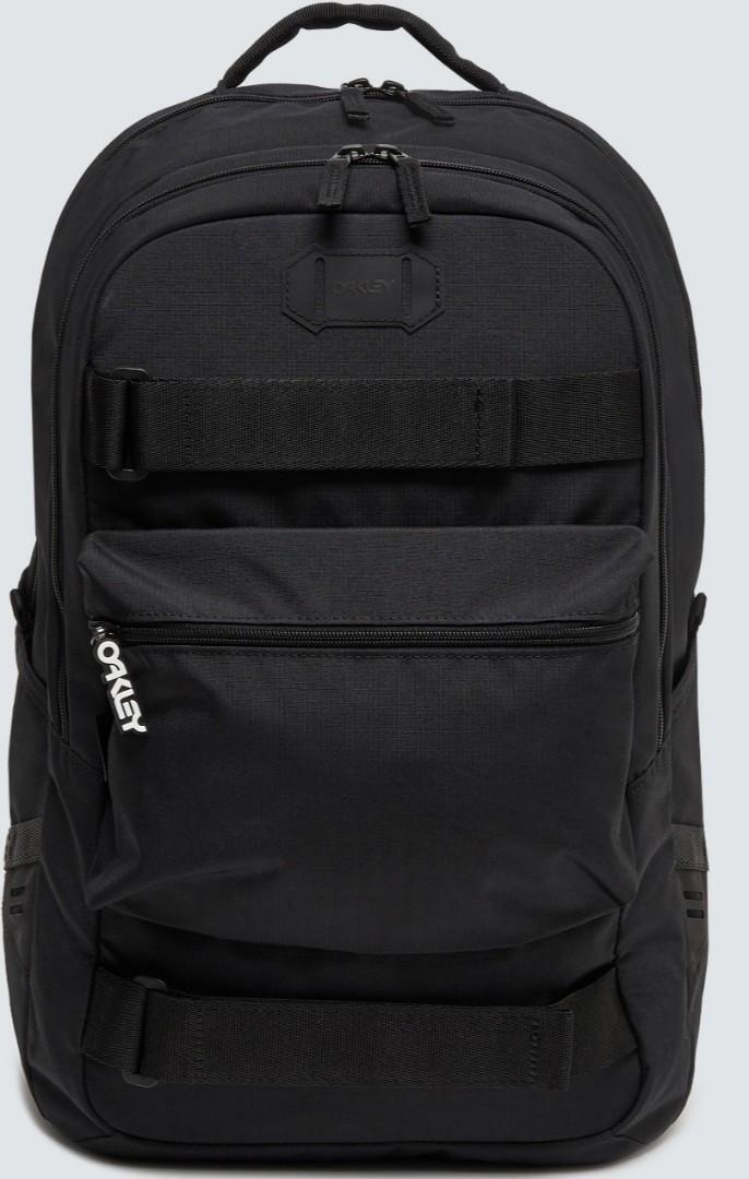 Oakley street top backpack review