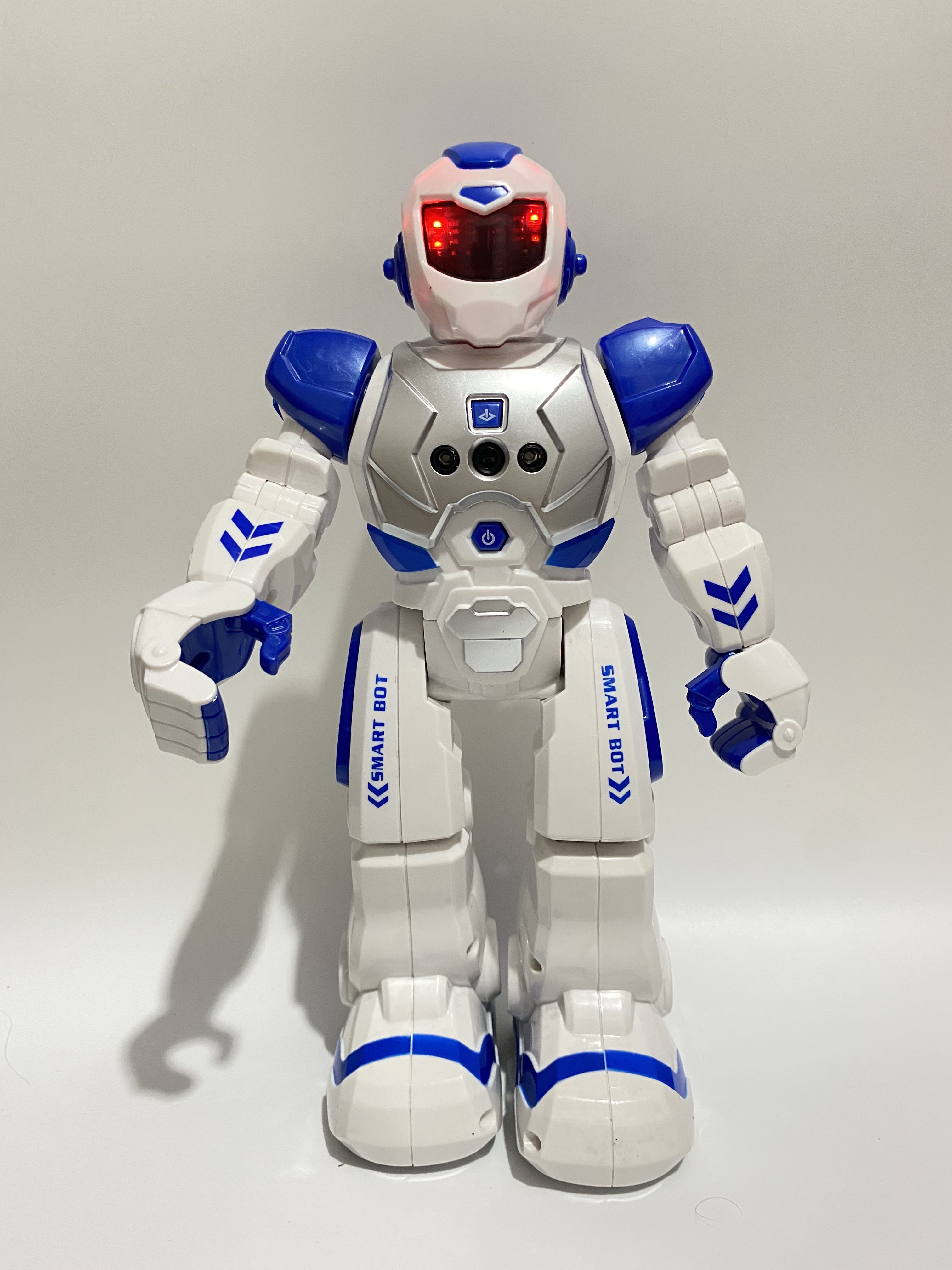 Smart Bot Robot, Hobbies & Toys, Toys & Games on Carousell