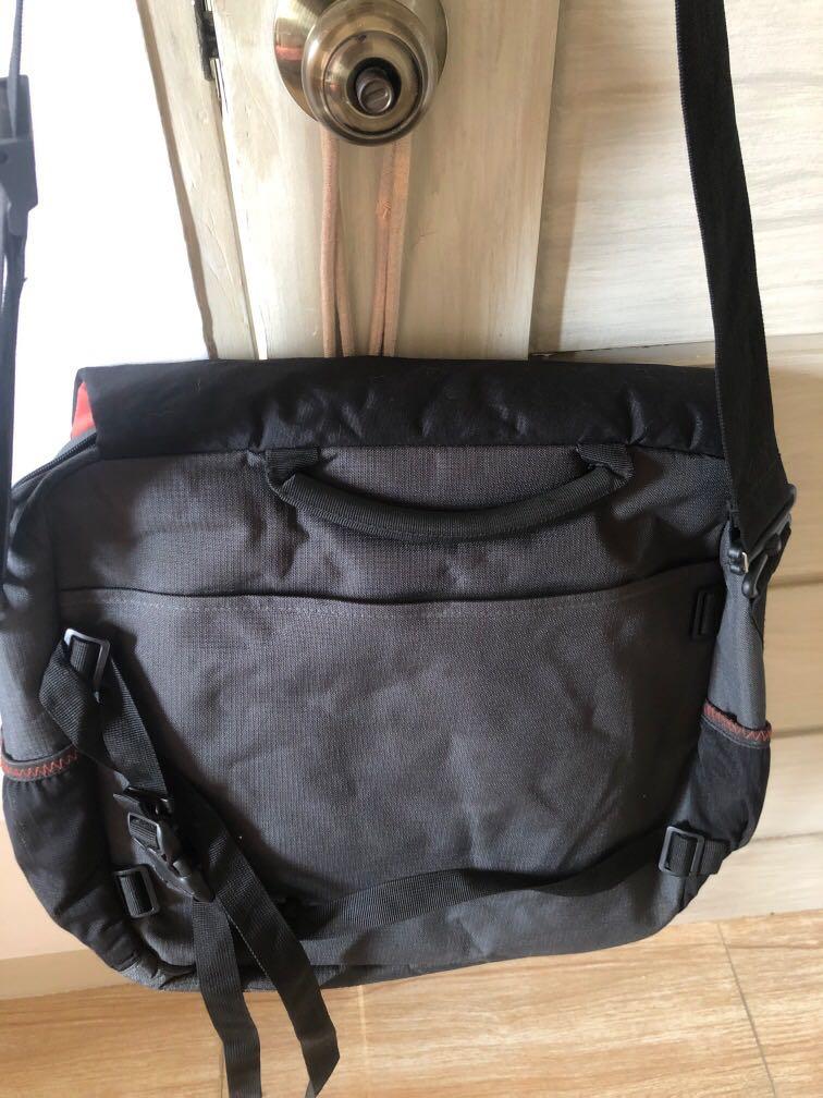 STM Australia Laptop Bag, Men's Fashion, Bags, Backpacks on Carousell