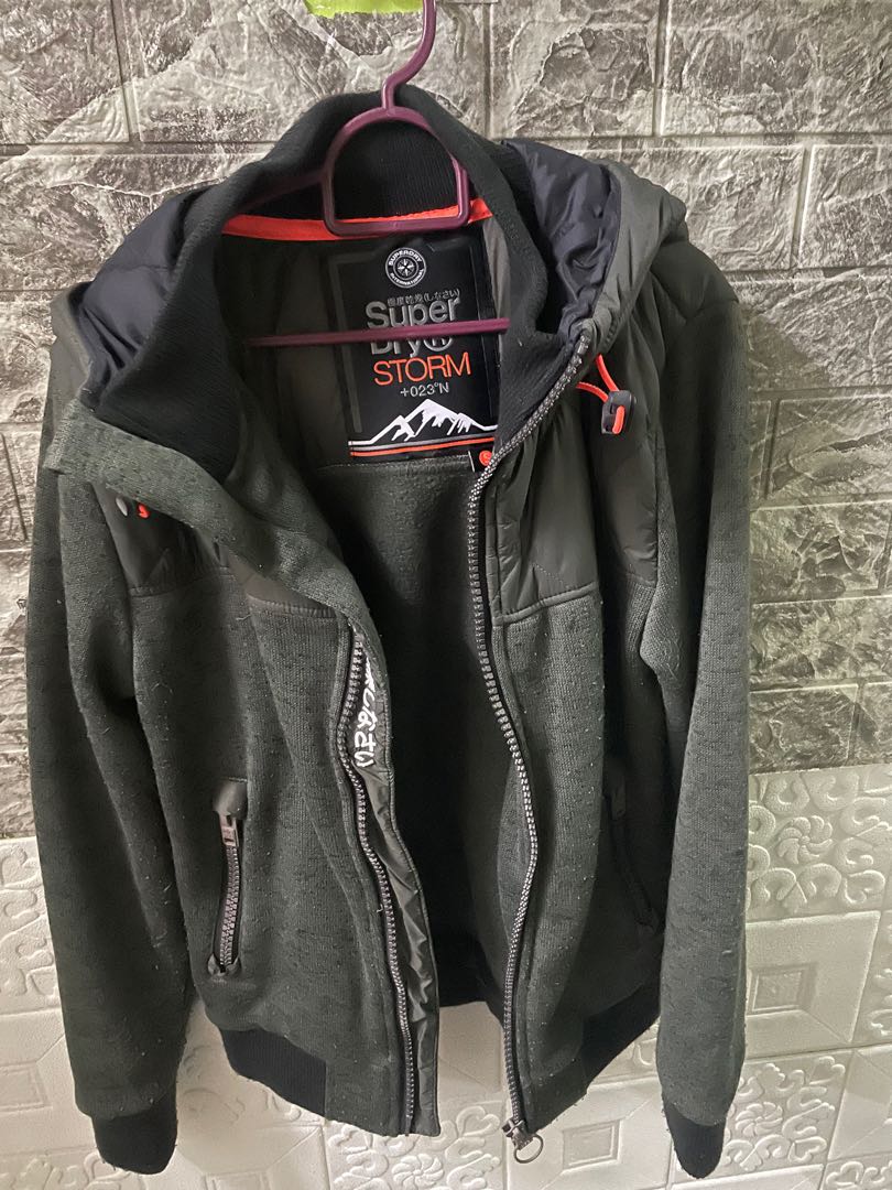 Superdry mountain hotsell softshell hybrid
