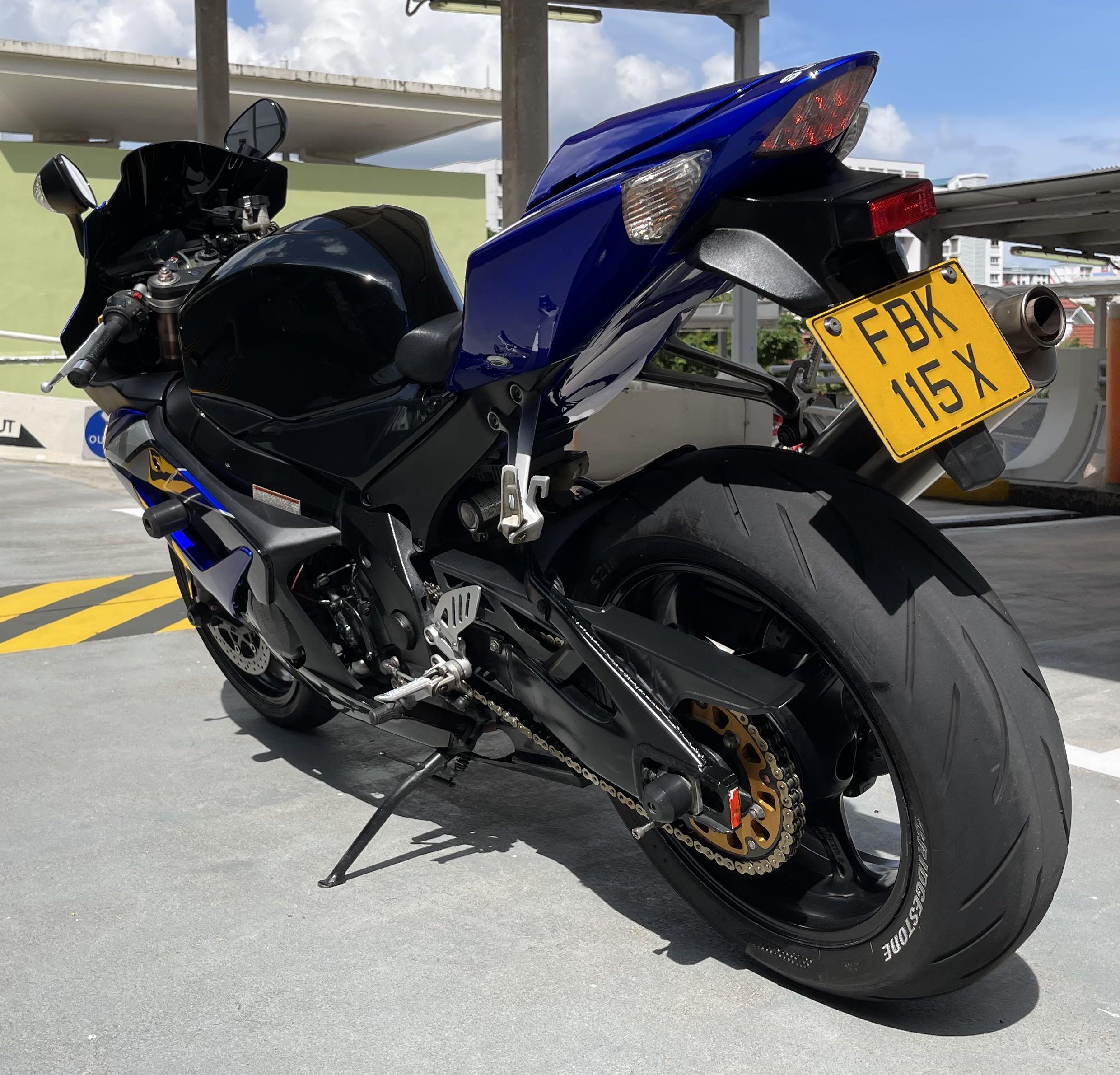 Suzuki GSXR 1000 K5 with Full System Titanium Akrapovic Exhaust (GSX