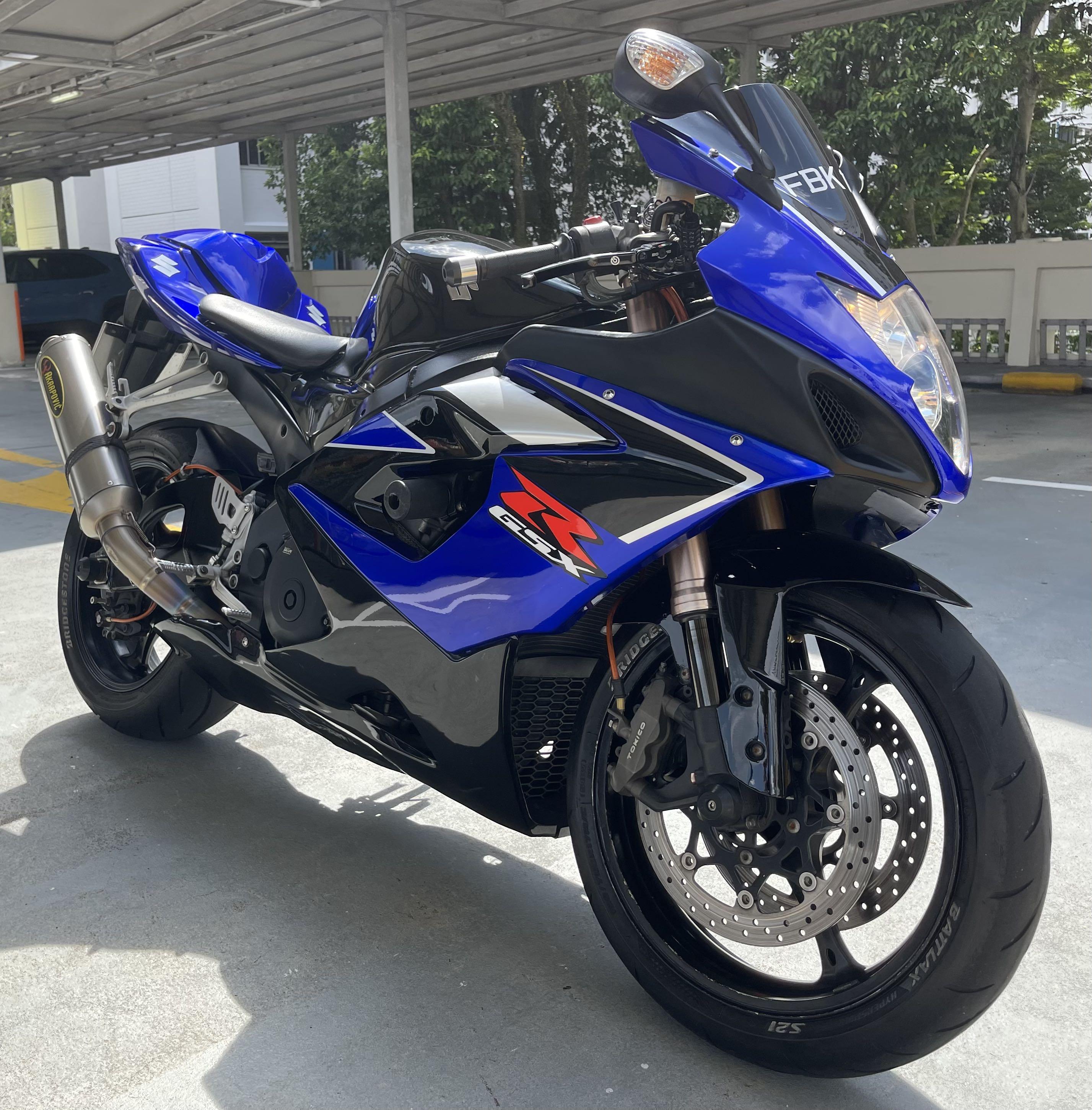 Suzuki GSXR 1000 K5 with Full System Titanium Akrapovic Exhaust (GSX