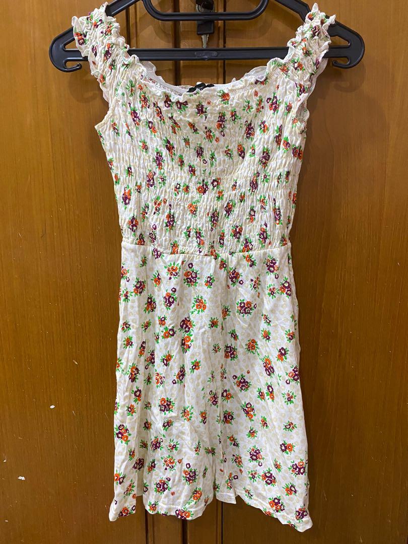 TOPSHOP Cream Flower Dress, Fesyen 