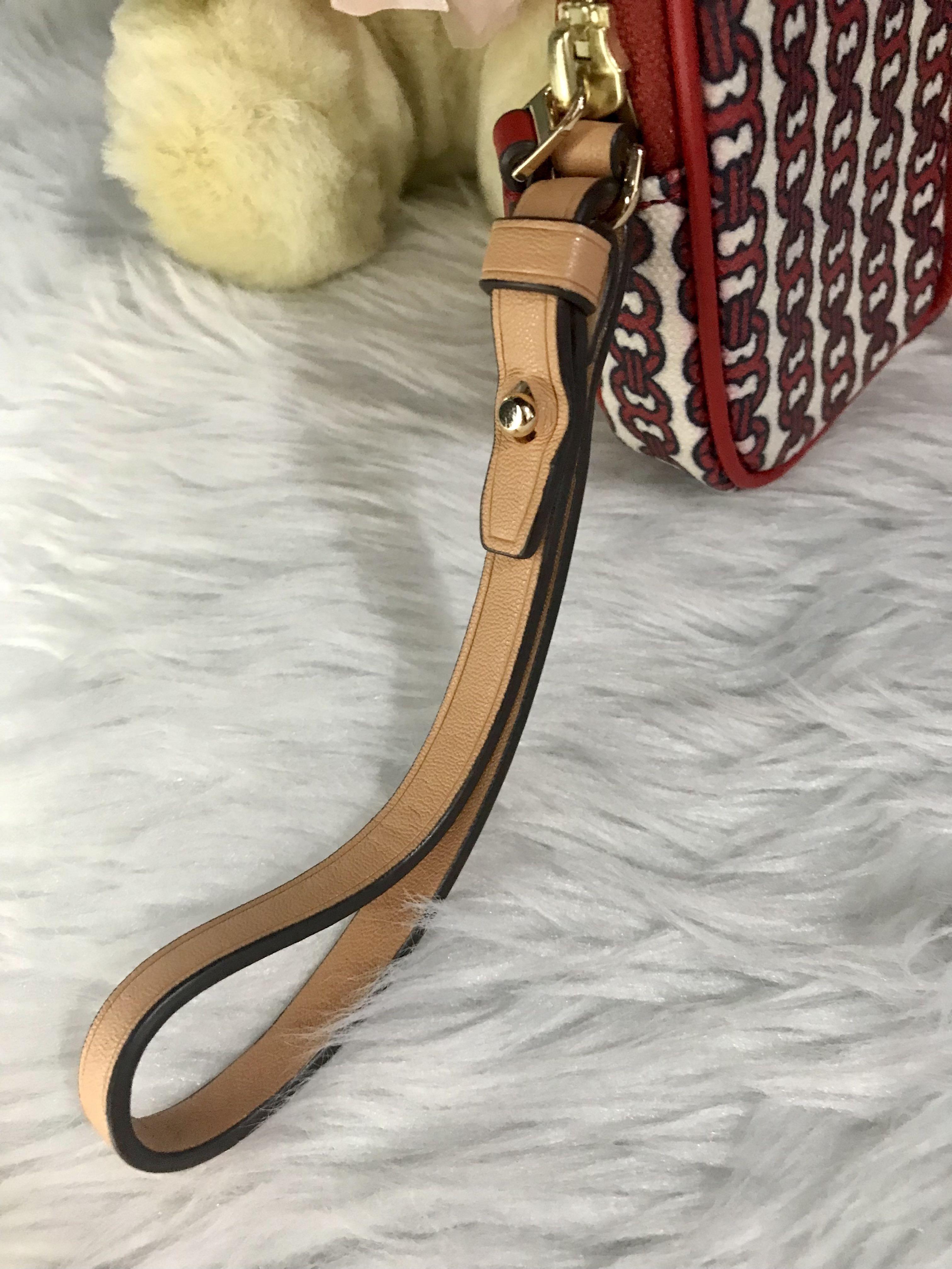 Gemini link canvas wristlet sales