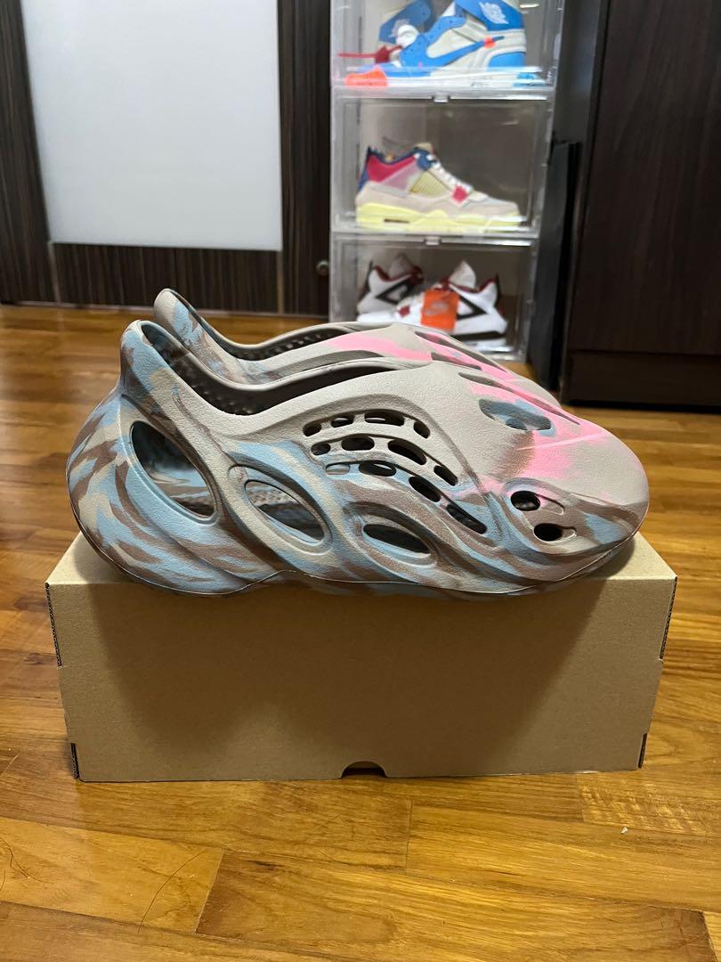 Yeezy foam runner MX sand grey, Men's Fashion, Footwear, Sneakers on  Carousell
