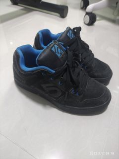 (Category: ) located in . Submitted by neonbikesg (Listing ID 1144670353, Image 1). Description: .