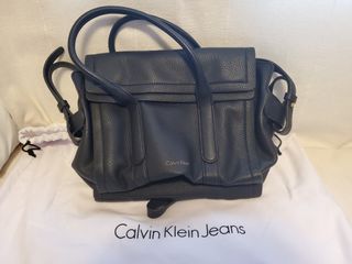（分類：）位於 。 由 SellThenLeave 提交（商品編號 1144668648，圖片 1）。簡介： 。
