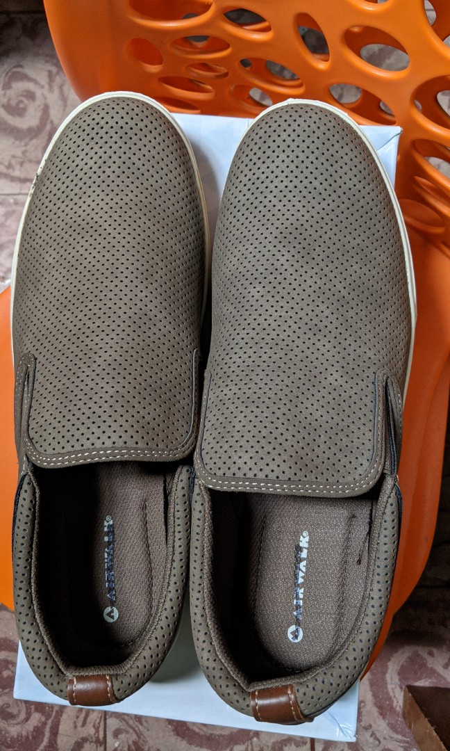 airwalk slip on