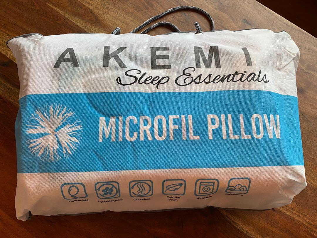 Akemi microfil pillow top