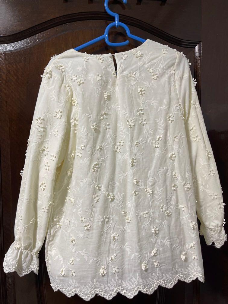 Alia Anggun long sleeve cotton embroidered blouse, Women's Fashion ...