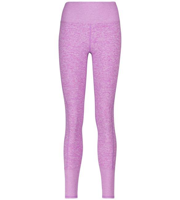 ALO Alosoft lounge high-rise legging (Category: Activewear) located in Singapore. Submitted by kiyora01 (Listing ID 1144697301, Image 2). Description: Very soft. Like new. .