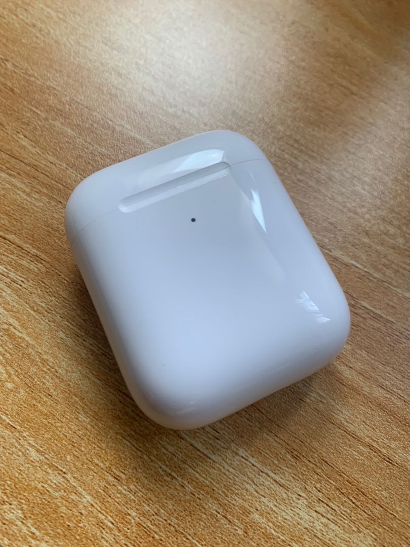 APPLE AIRPODS CHARGING CASE ONLY FOR SALE, Mobile Phones \u0026 Gadgets, Mobile  \u0026 Gadget Accessories, Other Mobile \u0026 Gadget Accessories on Carousell
