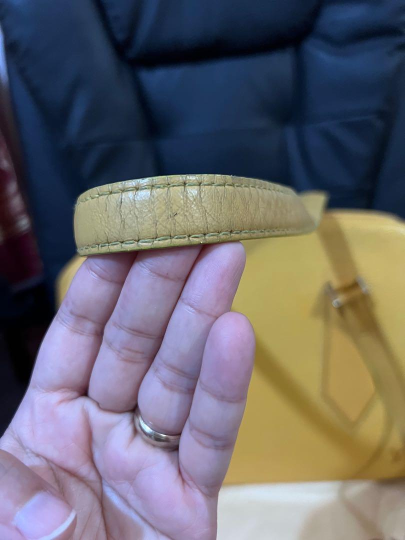 💯Authentic LV EPI Voltaire bag in yellow (Category: Luxury Bags & Wallets) located in Quezon City. Submitted by KK_declutterluxx (Listing ID 1144646483, Image 3). Description: Super pretty! But of course it has signs of use..please check all photos!!! Posted na po lahat.. - check the photos, meron flaw kaya mura 💯authentic With dustbag A little tarnish na yung zipper puller pero the bag looks elegant pa rin Sf sagot ni buyer! Bank xfer only.