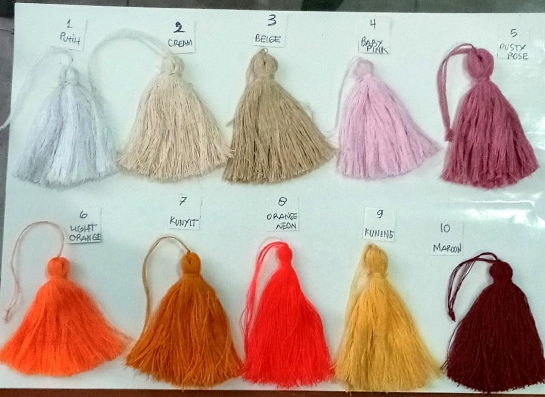 Benang tassel/rumbai, Desain & Kerajinan Tangan, Alat & Bahan Kerajinan ...