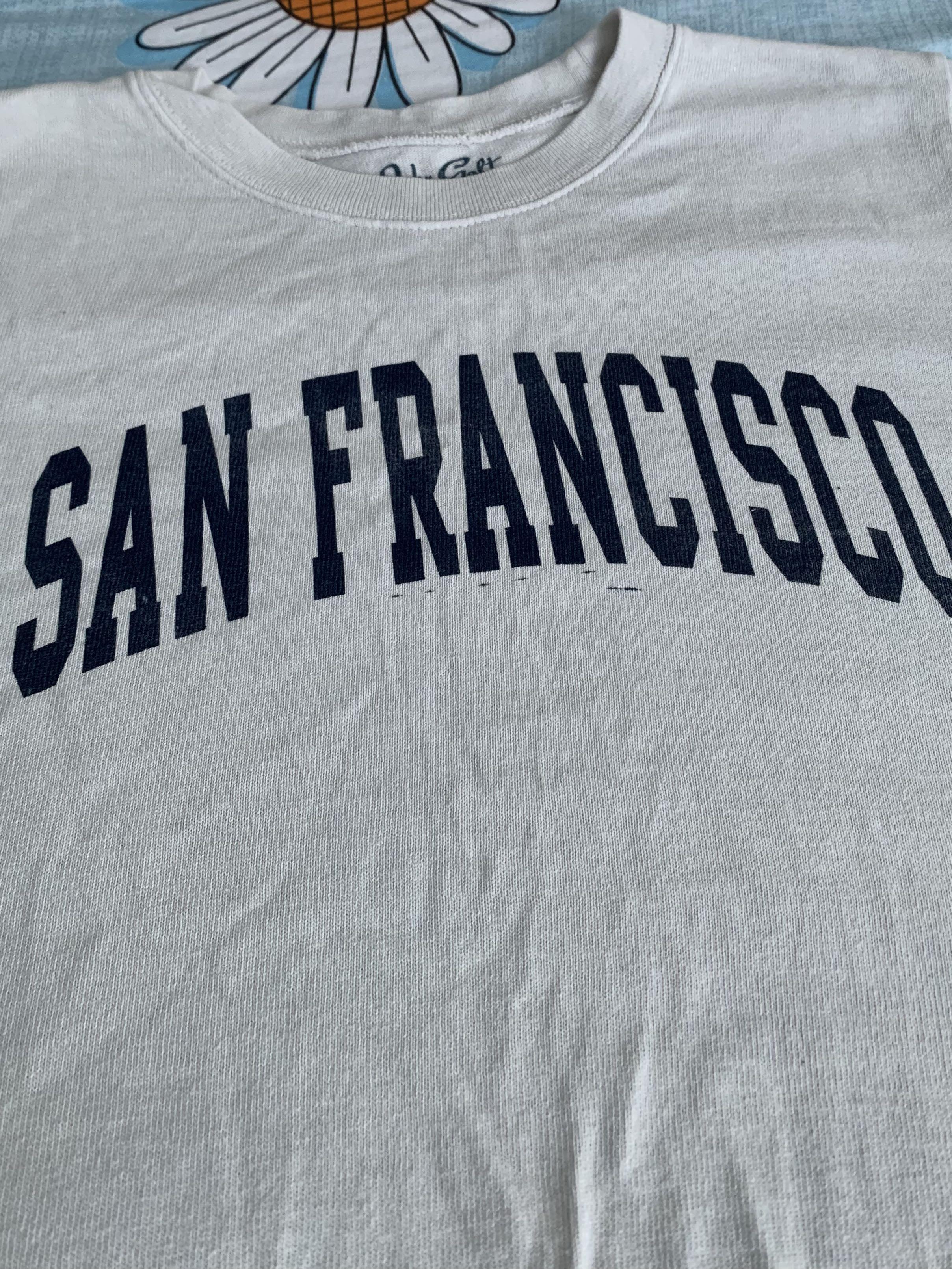 brandy melville san francisco crop top, Women's Fashion, Tops, Shirts