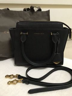 (Category: ) located in . Submitted by leathergoods (Listing ID 1144828328, Image 1). Description: .