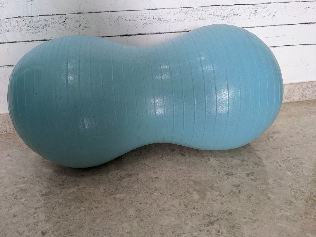 Decathlon peanut ball, Hobbies & Toys, Toys & Games on Carousell