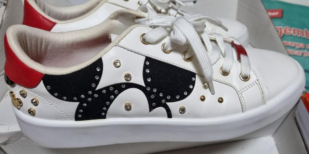Disney x Aldo