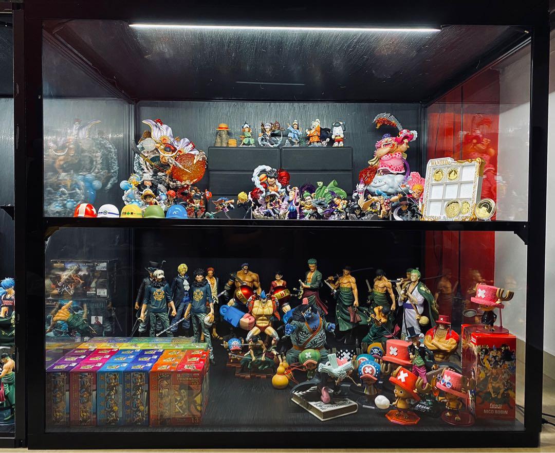 DustProof shelf for Hot toys/GK/PVC figures, Hobbies