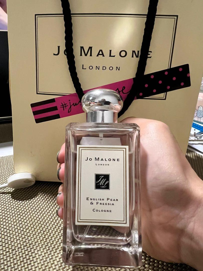 English pear and freesia perfume top