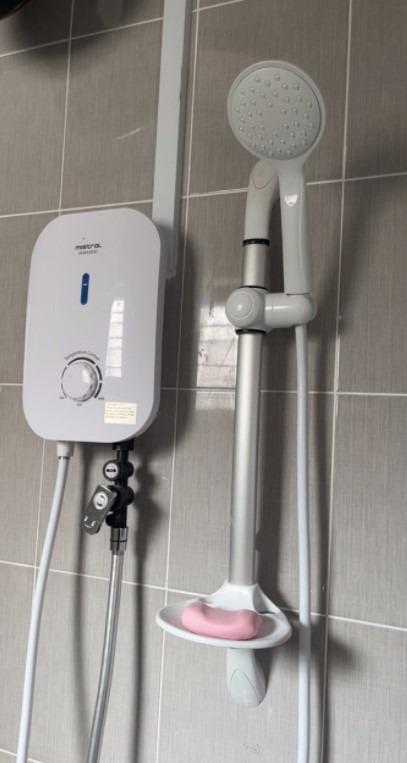 🔥FOC Installation🔥 Mistral Instant Shower Water Heater [MSH303i] *5 Yr  Heating Element Warranty* GOOD REVIEWS BY MANY !!, TV u0026 Home Appliances,  Water Heater u0026 Instant Showers on Carousell