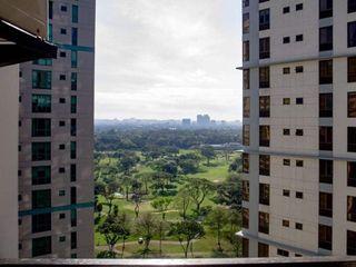 Forbeswood Heights BGC view of Manila Golf with parking