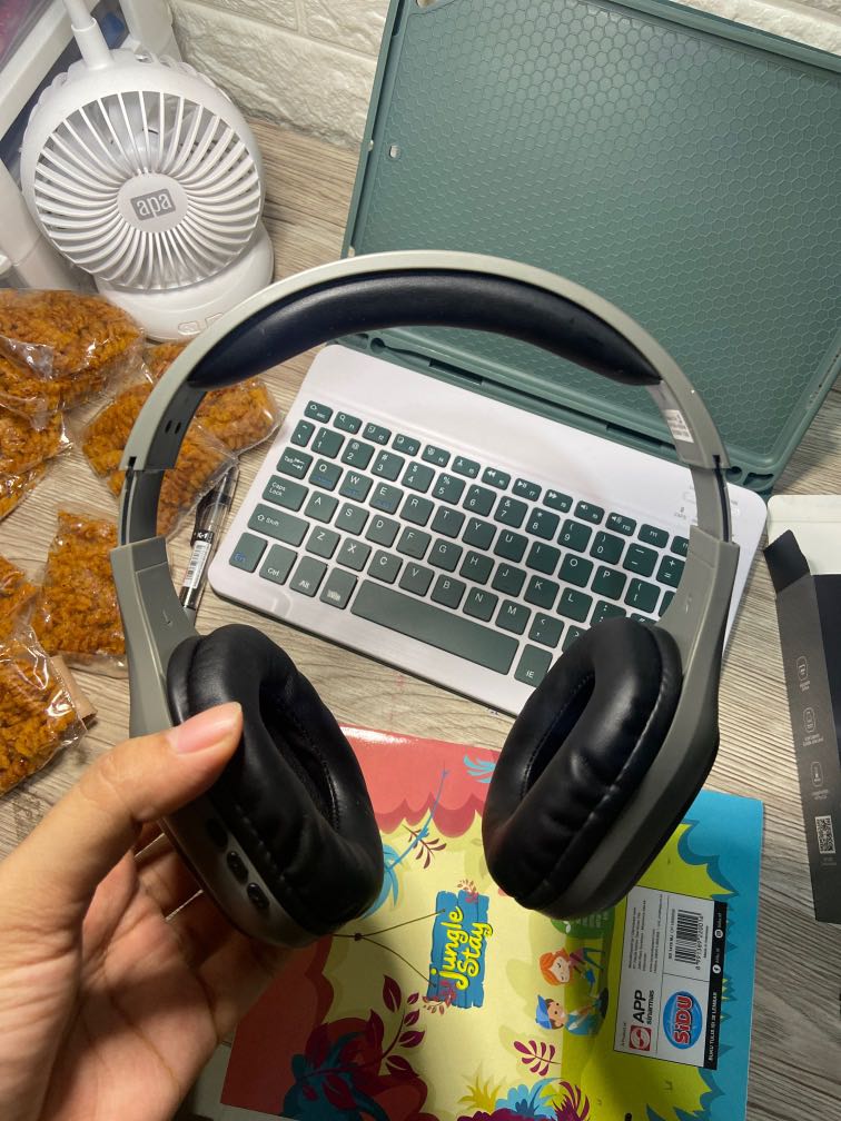 Headphone Earphone Headset Airphone 5 