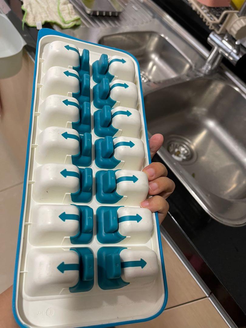 Joseph Joseph ice cube tray with lid, Furniture & Home Living