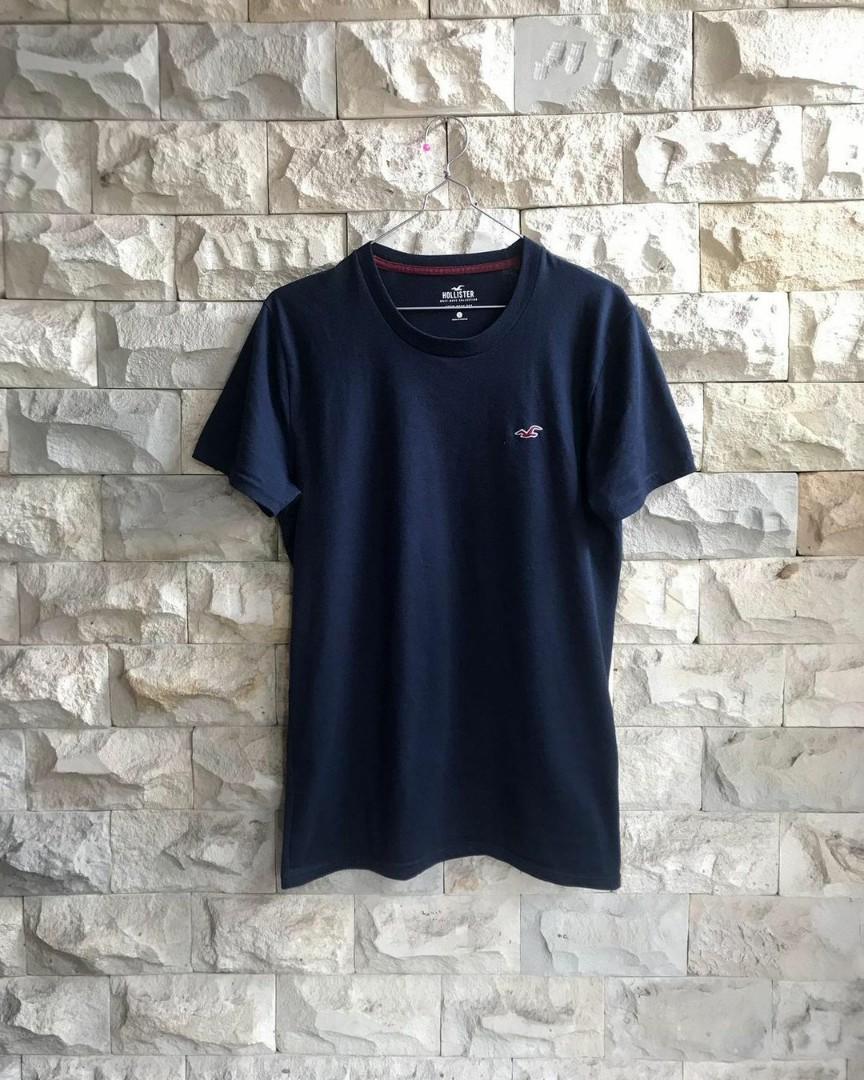 Kaos hollister second, Fesyen Pria, Pakaian Atasan di Carousell
