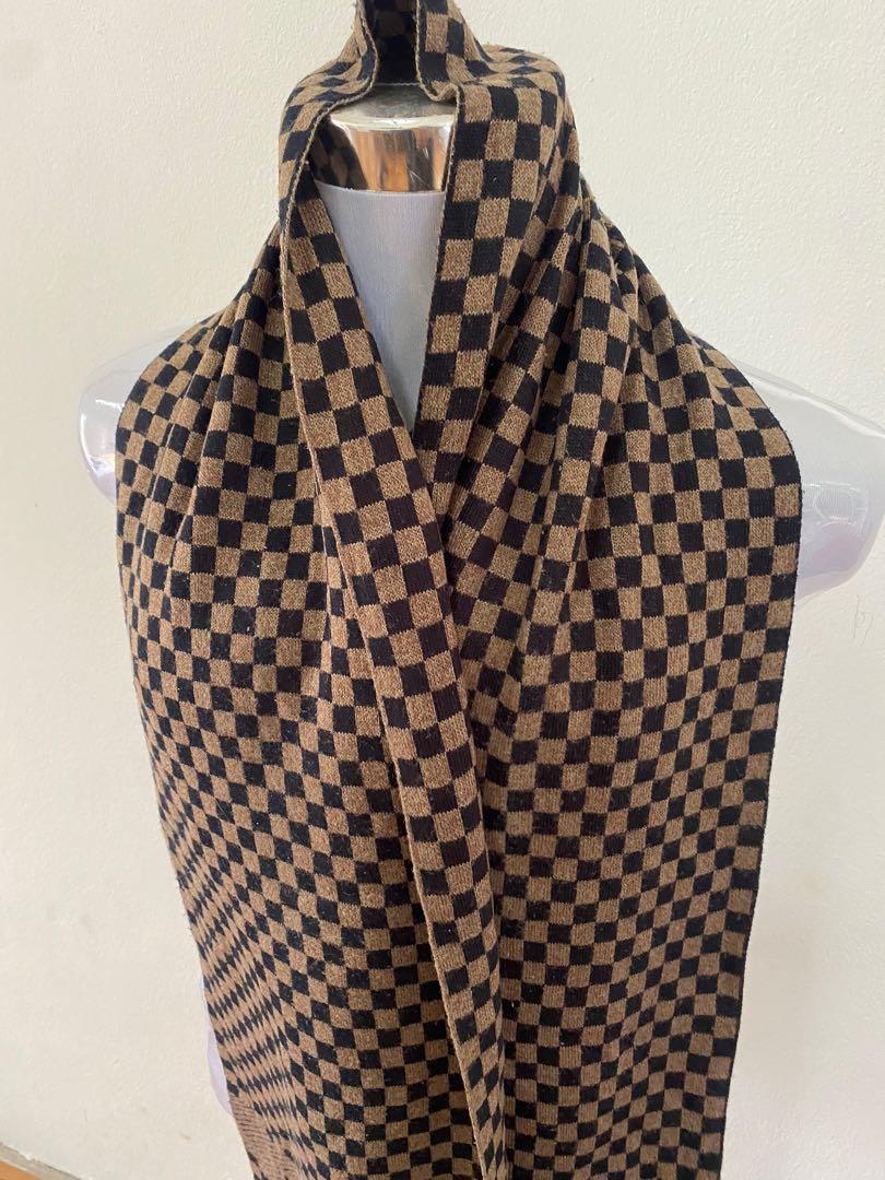 LV Scarf Muffler, Women's Fashion, Watches & Accessories, Scarves on  Carousell