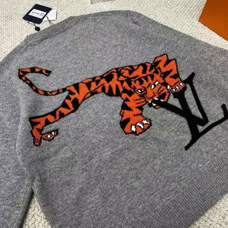 Louis Vuitton 2022 Tiger Intarsia Pullover - Neutrals Sweaters
