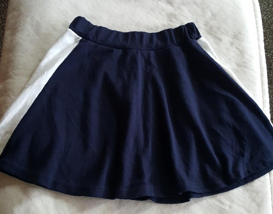 Mini skirt, Women's Fashion, Bottoms, Skirts on Carousell