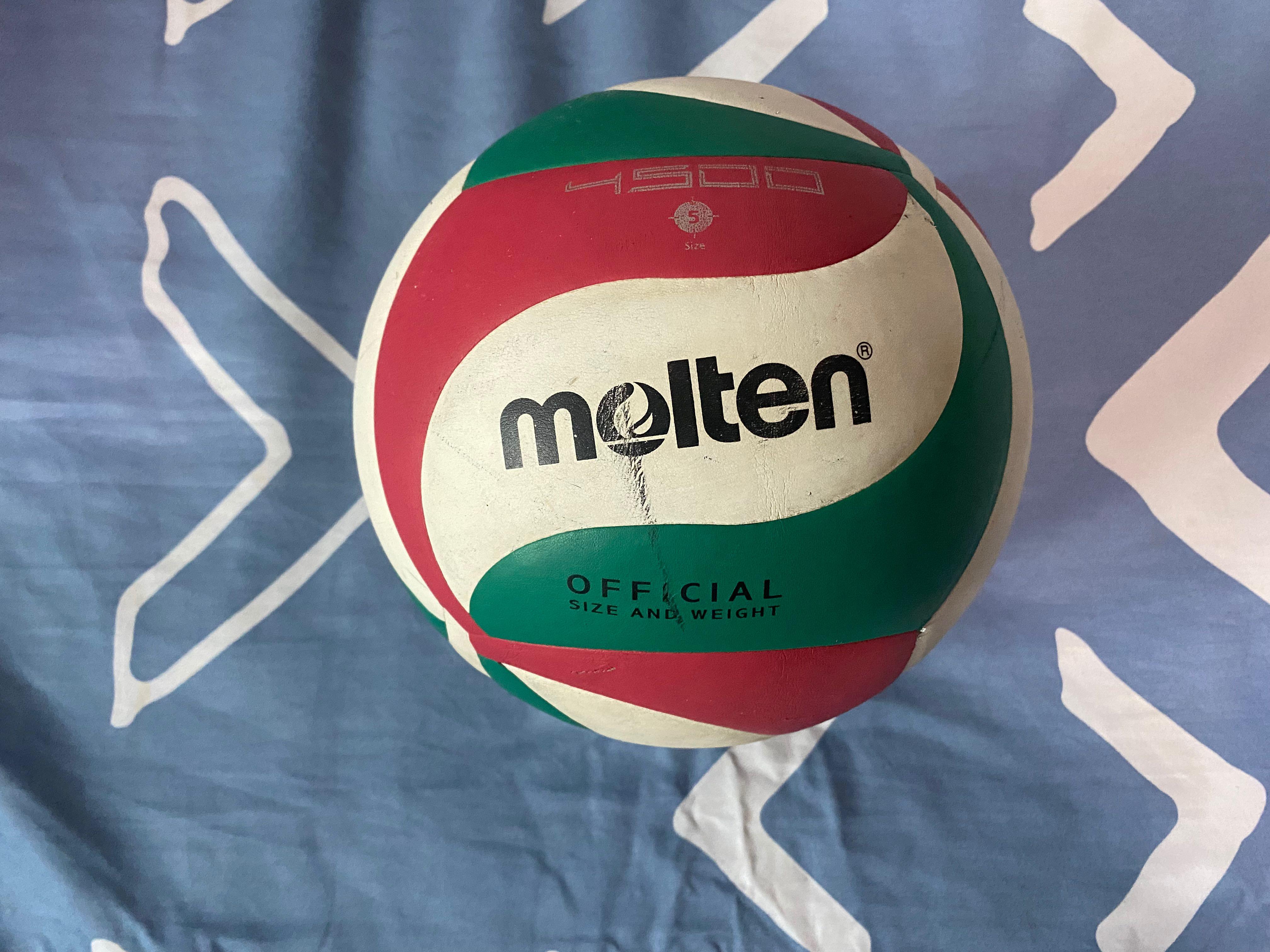 MOLTEN VOLLEYBALL [INDOOR/BEACH] Official Weight & Size, Sports