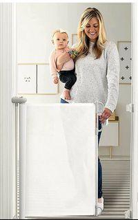 momcozy retractable safety gate