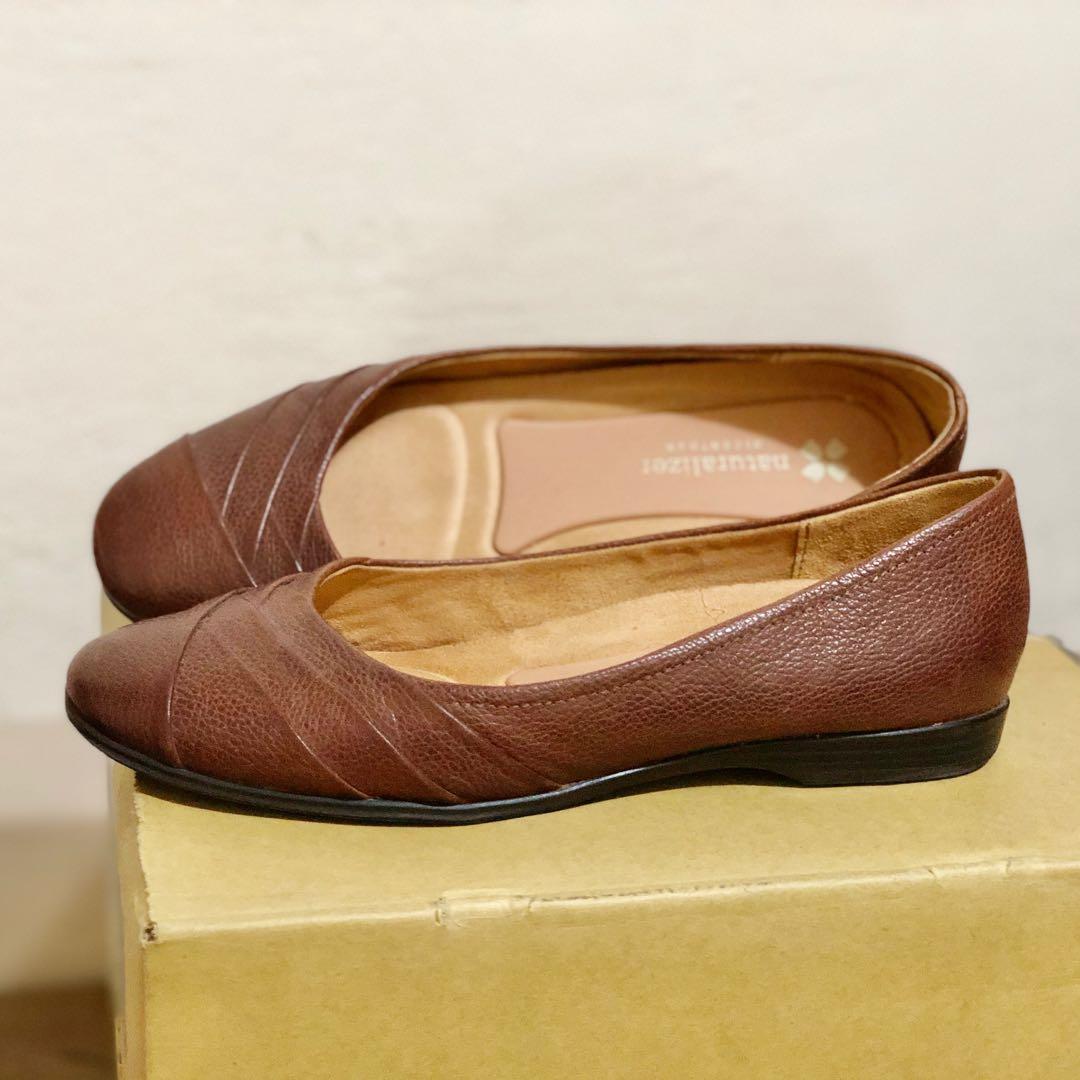 Naturalizer hotsell jaye flat
