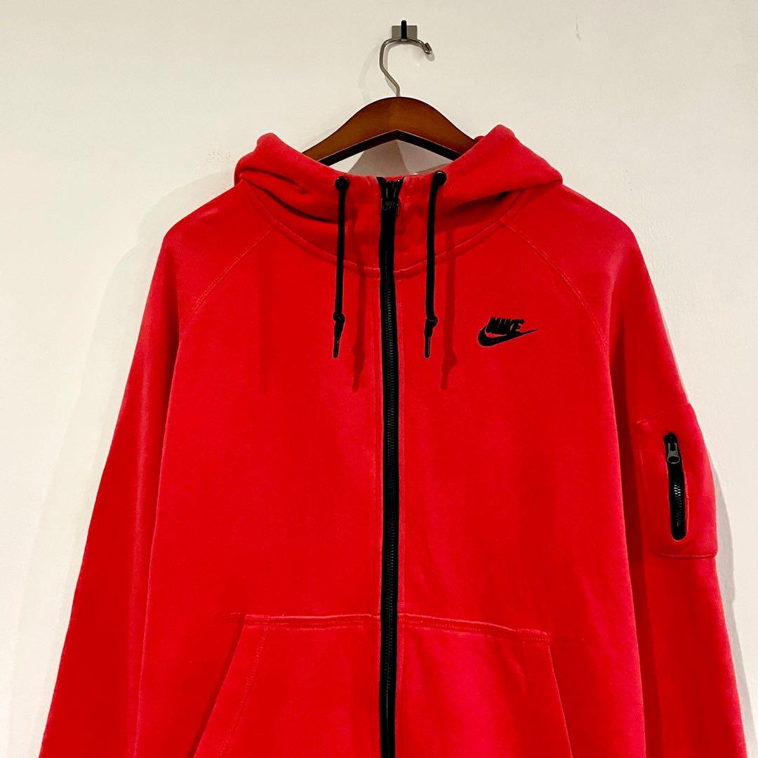 Nike zip up red hotsell