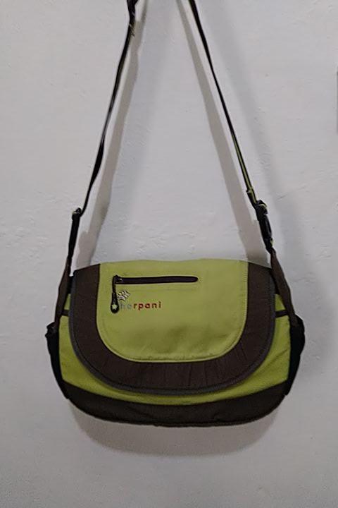 Sherpani Sling bag, Fesyen Wanita, Tas 