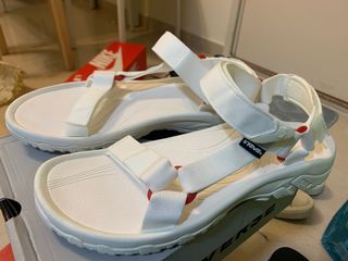 （分類：）位於 。 由 yymmff 提交（商品編號 1144753830，圖片 1）。簡介： 。