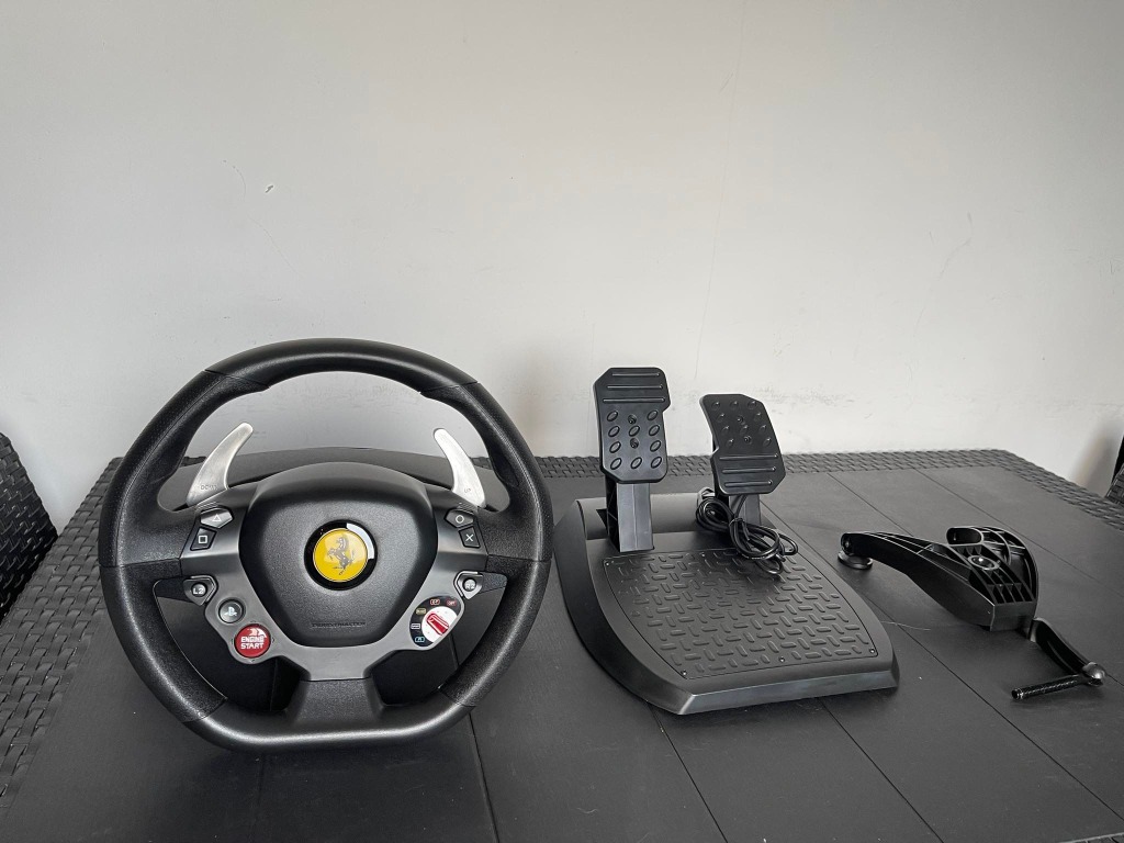 Volante Thrustmaster T80 Ferrari 488 GTB Edition